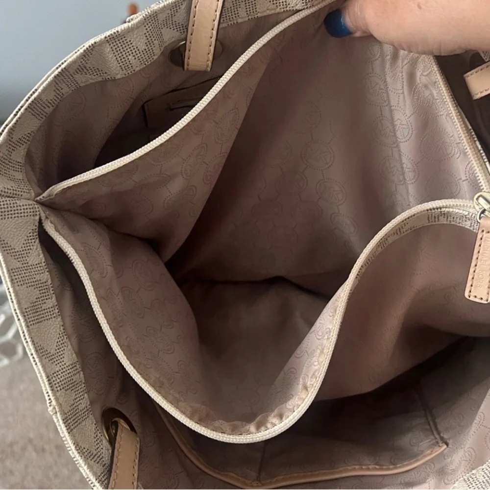 Michael Kors Beige Tote Bag